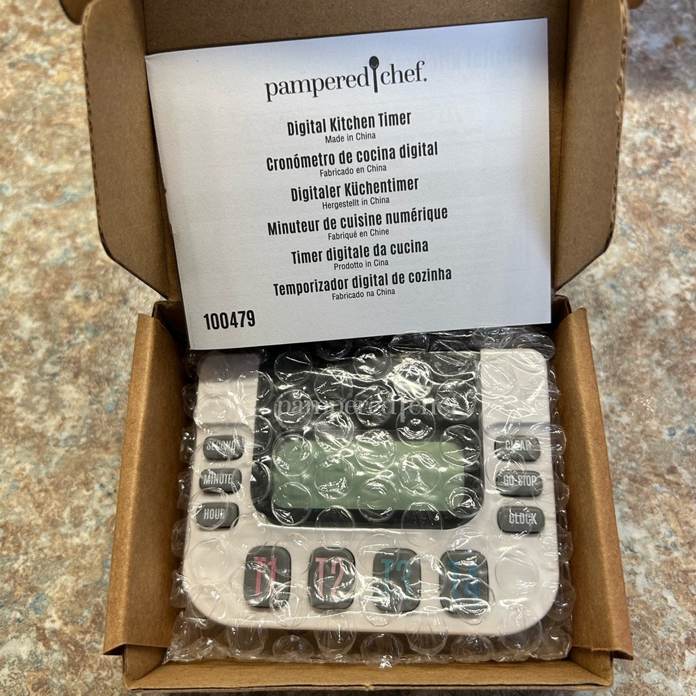 NEW Pampered Chef timer